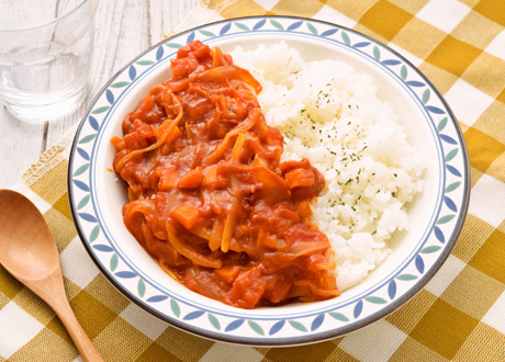  真っ赤なトマトカレー写真